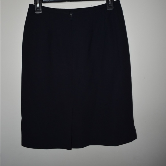 Navy Blue Skirt - Picture 2 of 3